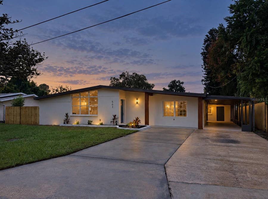 Property photo for 507 SUTTON PLACE, Brandon, FL