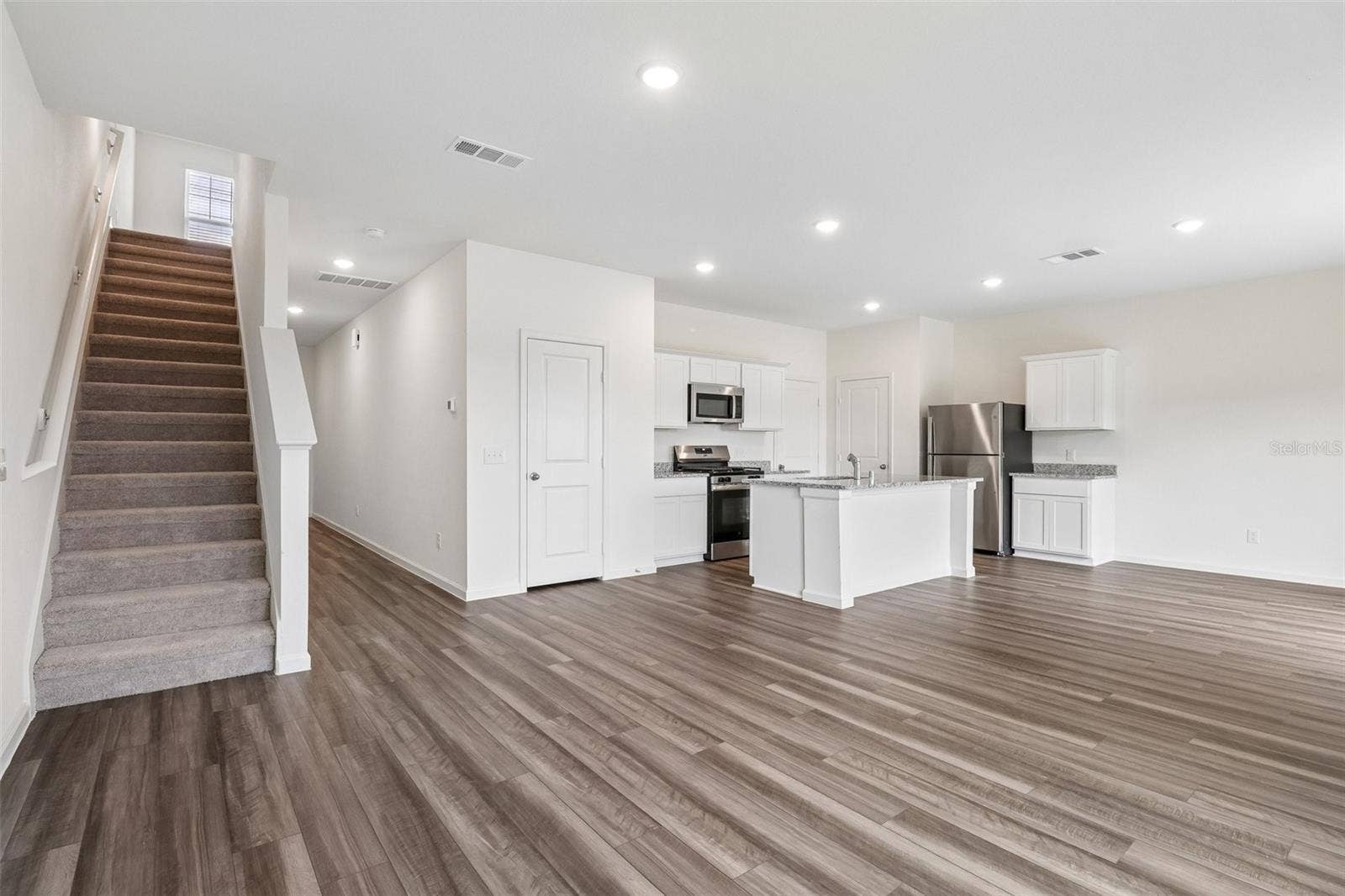 10526 CURVING CREEK, Parrish, FL 34219