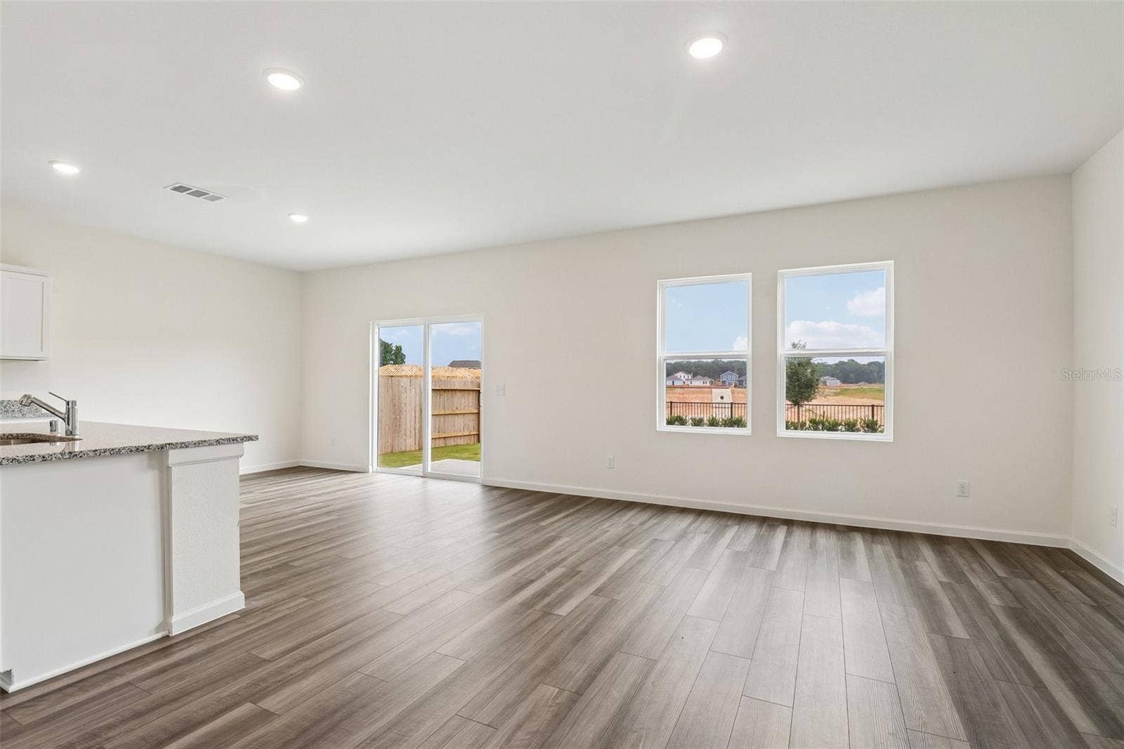 10526 CURVING CREEK, Parrish, FL 34219
