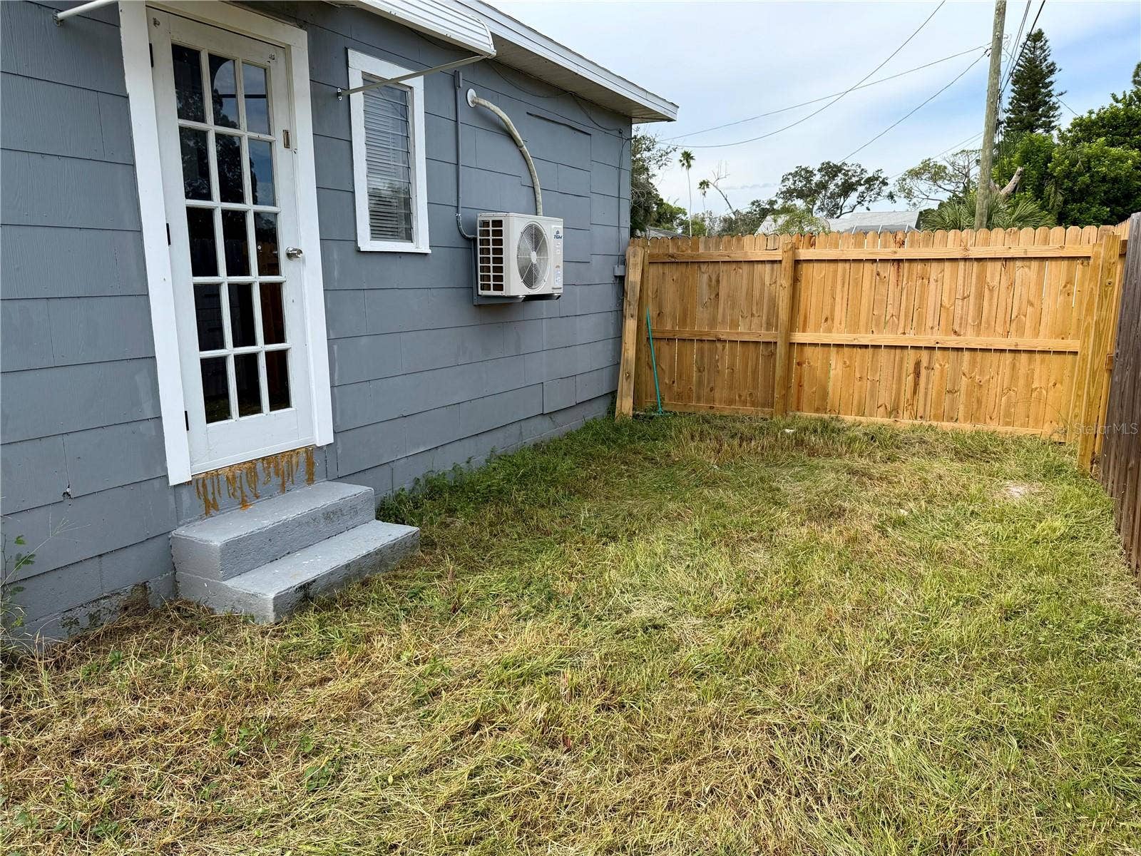 301 80TH AVENUE NE, St Petersburg, FL 33702 301 80TH AVENUE NE, St Petersburg, FL 33702