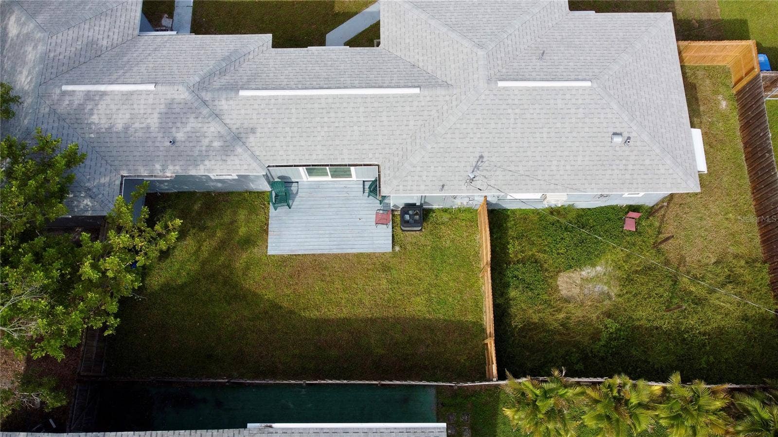 301 80TH AVENUE NE, St Petersburg, FL 33702 301 80TH AVENUE NE, St Petersburg, FL 33702