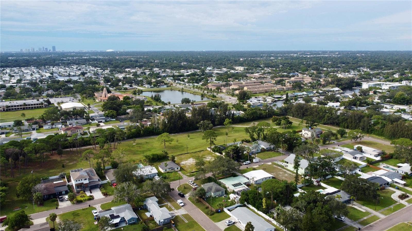 301 80TH AVENUE NE, St Petersburg, FL 33702 301 80TH AVENUE NE, St Petersburg, FL 33702