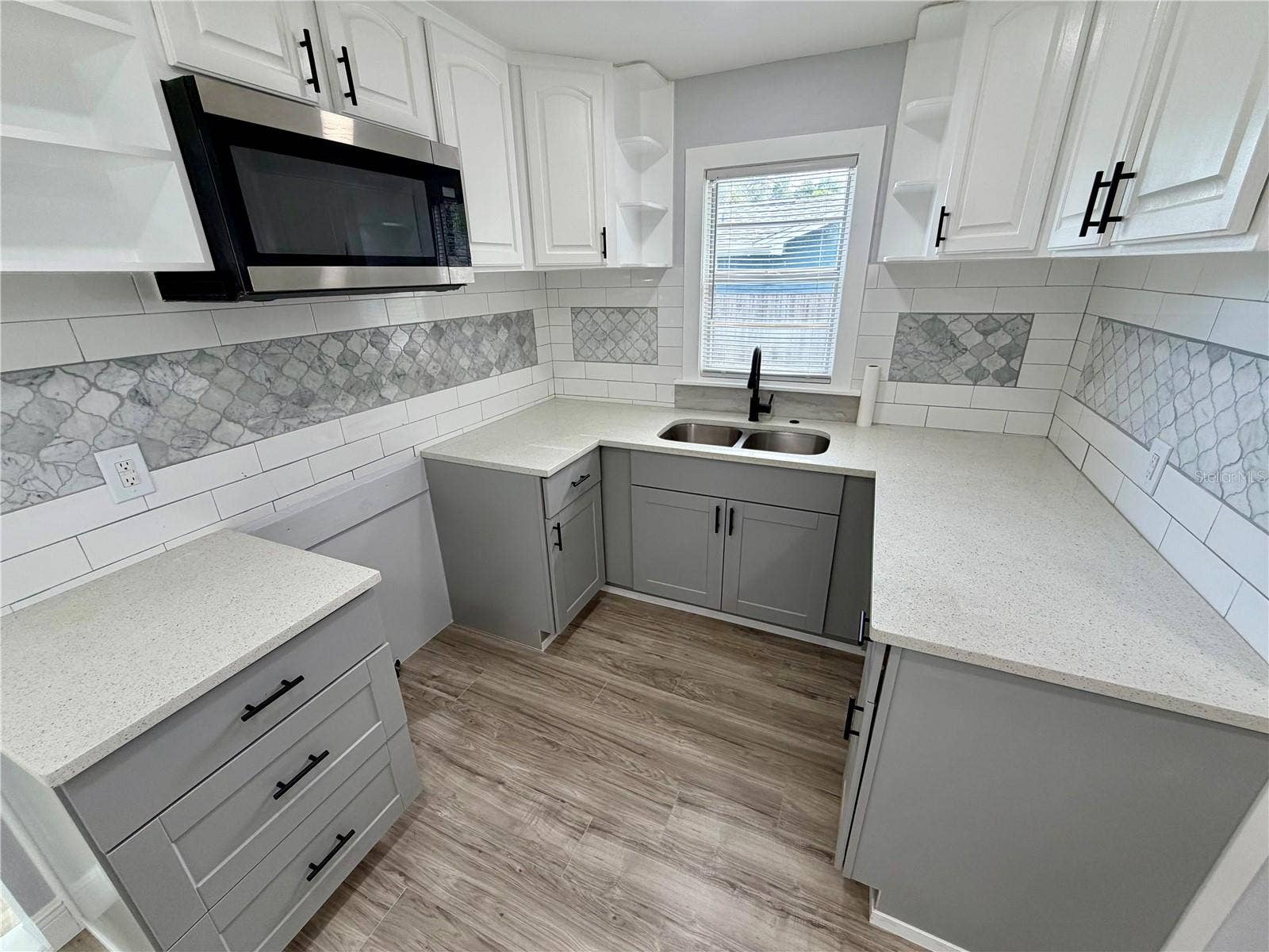 301 80TH AVENUE NE, St Petersburg, FL 33702 301 80TH AVENUE NE, St Petersburg, FL 33702