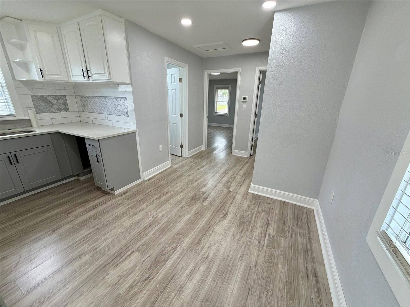 301 80TH AVENUE NE, St Petersburg, FL 33702 301 80TH AVENUE NE, St Petersburg, FL 33702
