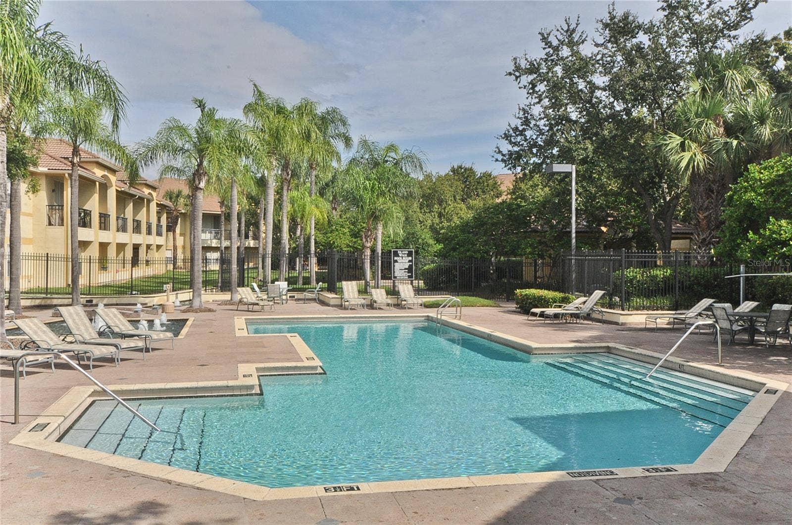 609 TROPICAL BREEZE WAY, #609, Tampa, FL 33602