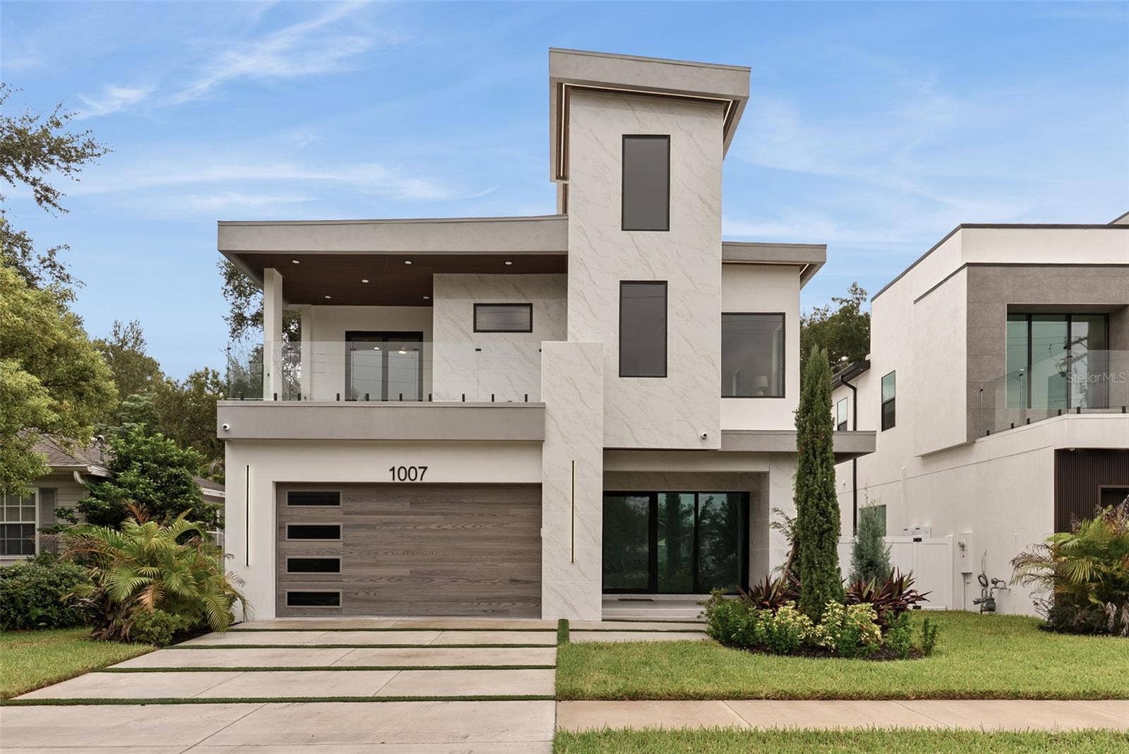 1007 W BRADDOCK STREET, Tampa, FL 33603