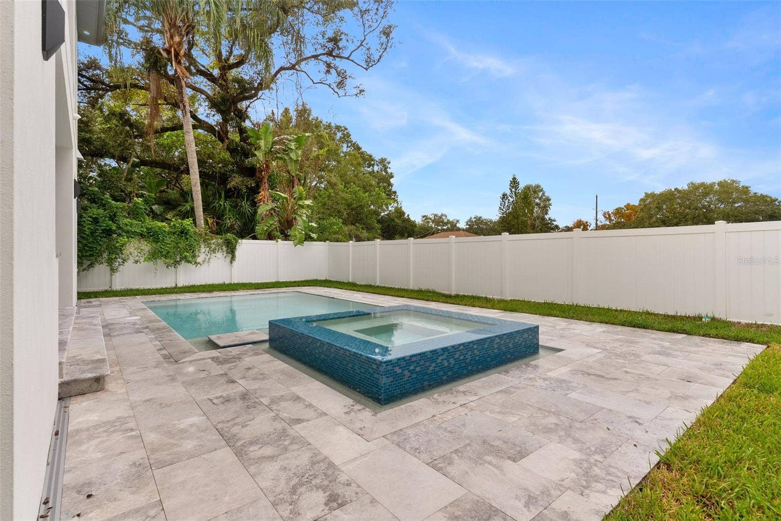 1007 W BRADDOCK STREET, Tampa, FL 33603
