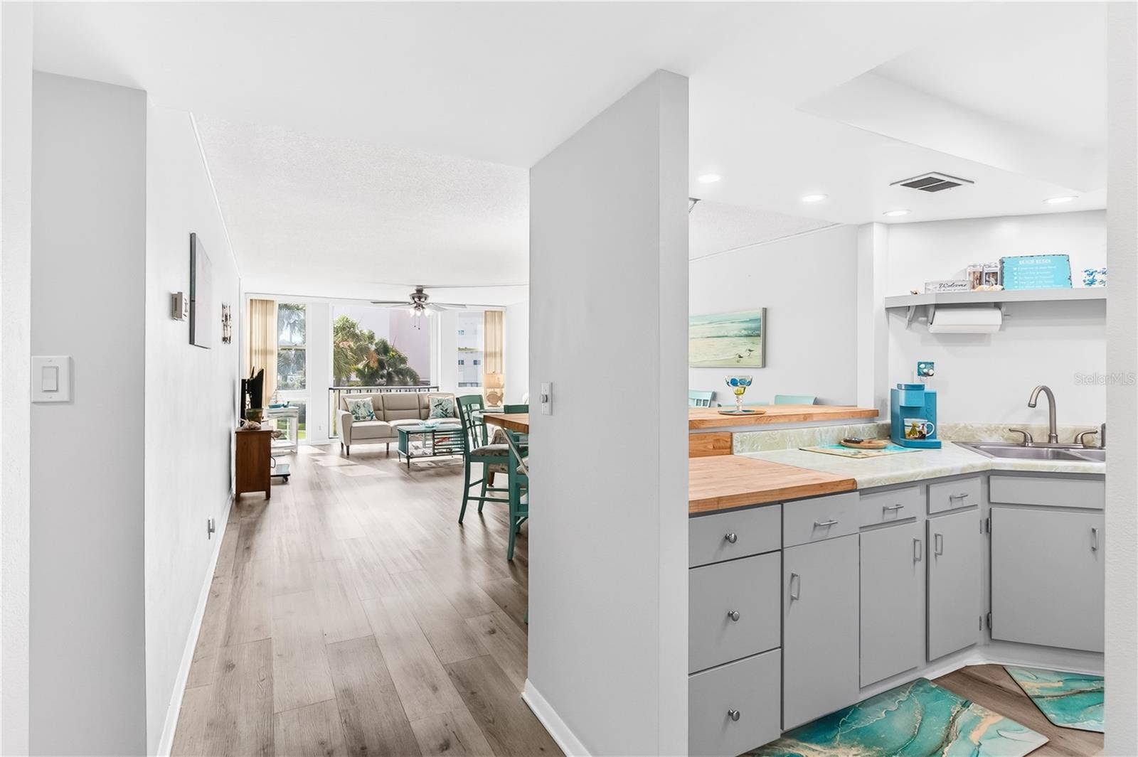 7400 SUN ISLAND DRIVE S, #203, South Pasadena, FL 33707 7400 SUN ISLAND DRIVE S, #203, South Pasadena, FL 33707
