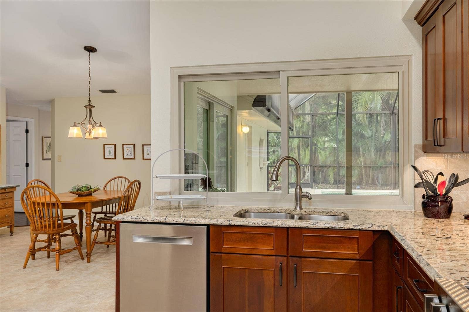 2715 COUNTRY WOODS LANE, Palm Harbor, FL 34683
