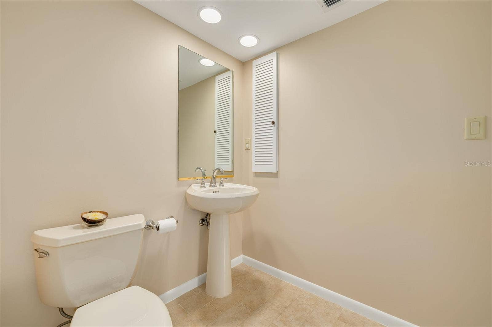 2715 COUNTRY WOODS LANE, Palm Harbor, FL 34683