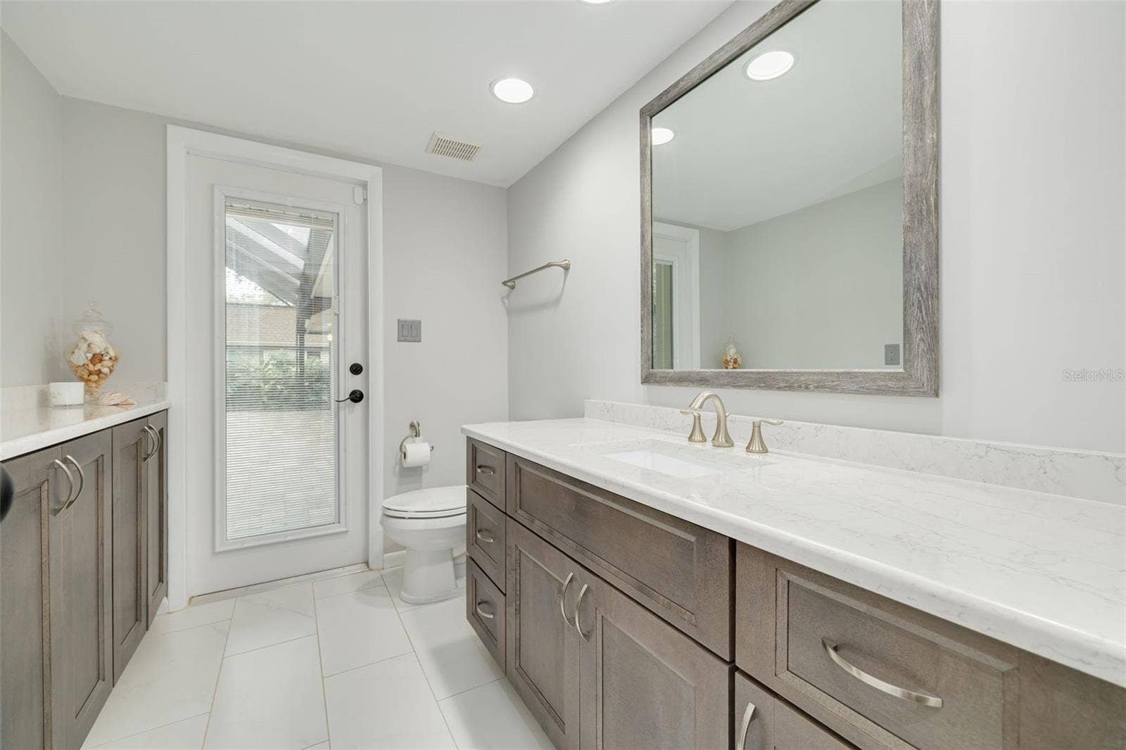 2715 COUNTRY WOODS LANE, Palm Harbor, FL 34683