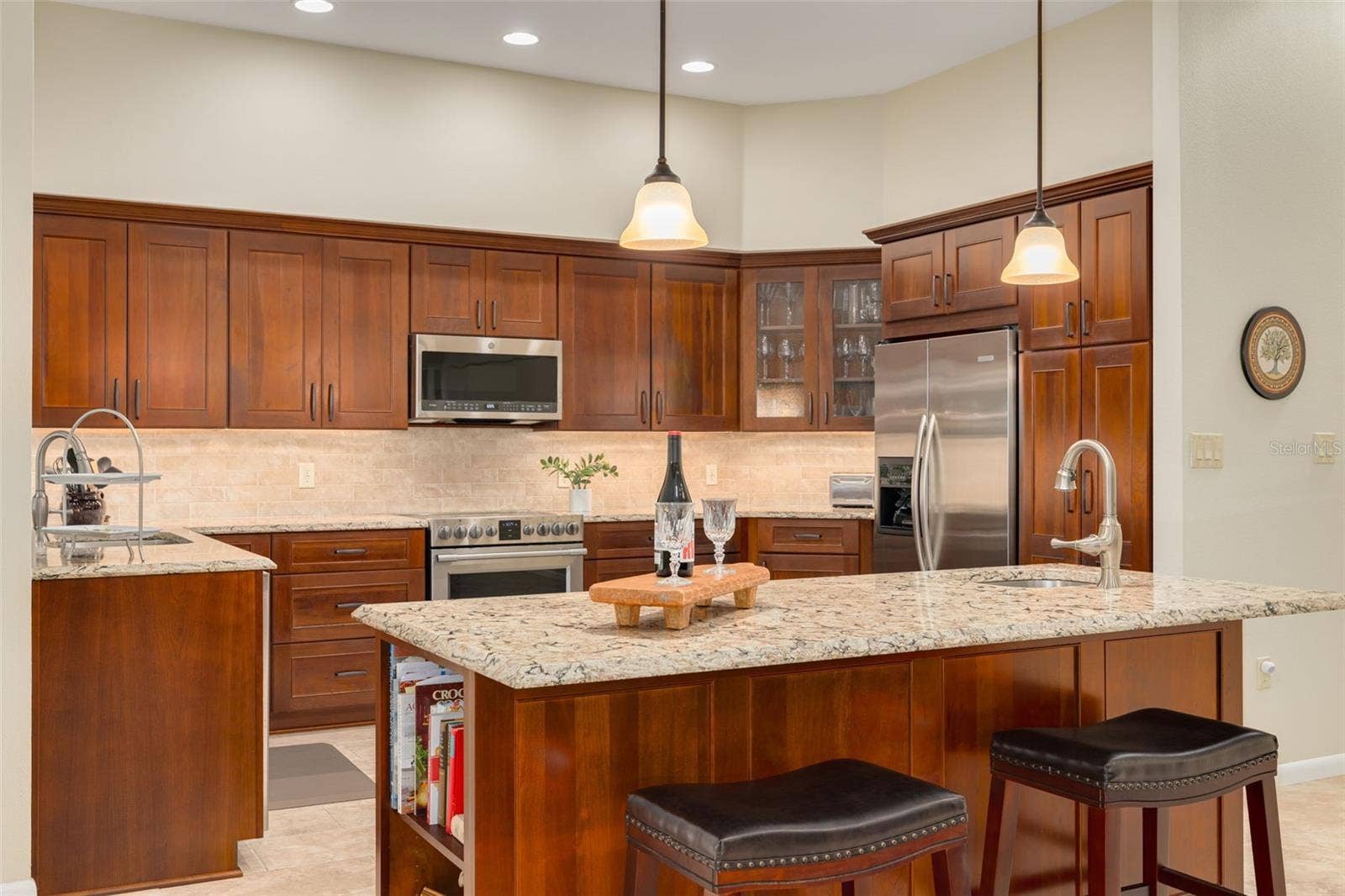 2715 COUNTRY WOODS LANE, Palm Harbor, FL 34683