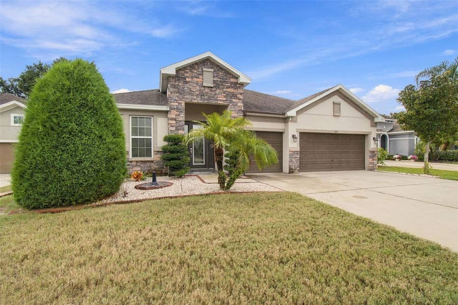 Property photo for 1015 TRACEY ANN LOOP, Seffner, FL