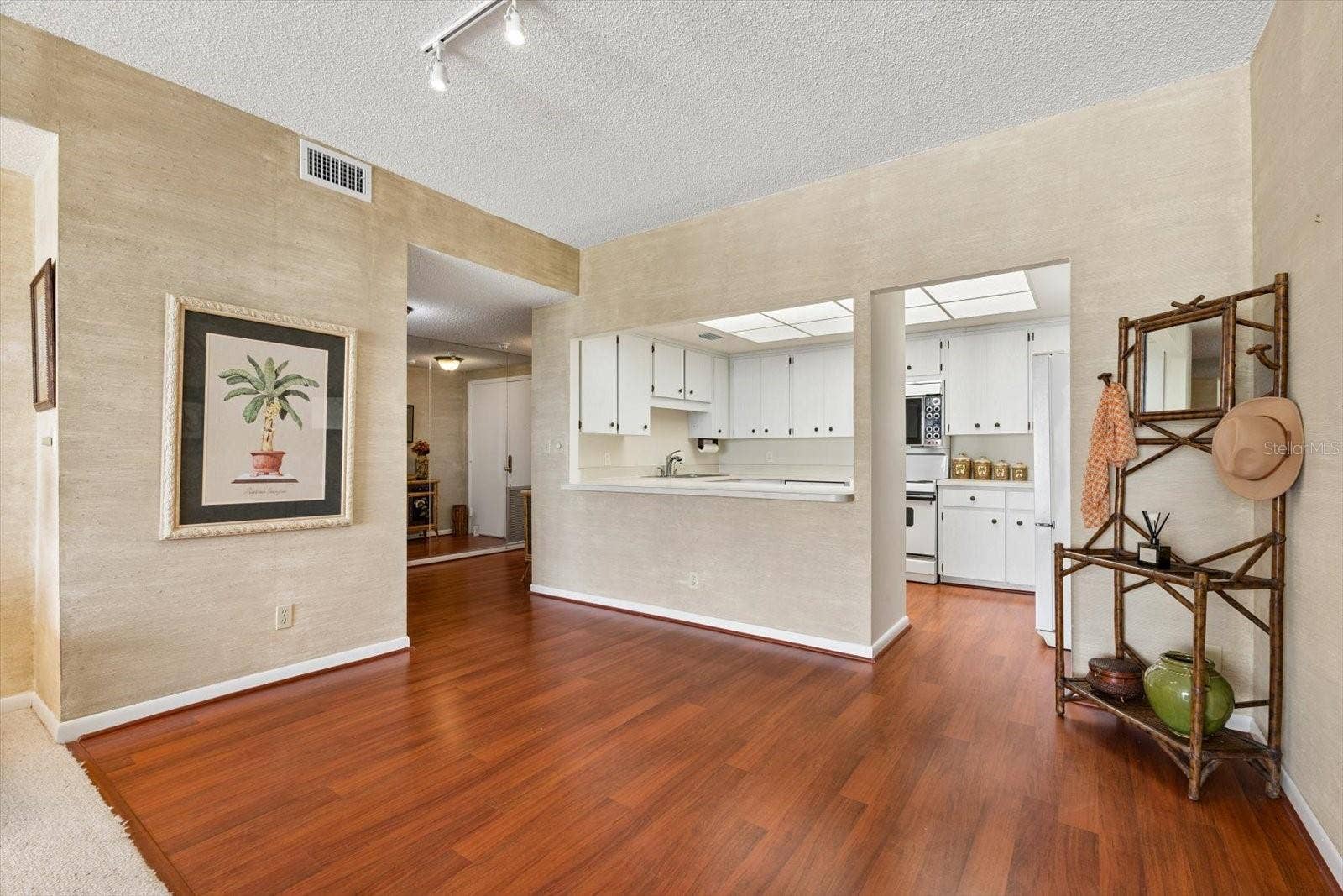 6 BELLEVIEW BOULEVARD, #604, Belleair, FL 33756 6 BELLEVIEW BOULEVARD, #604, Belleair, FL 33756