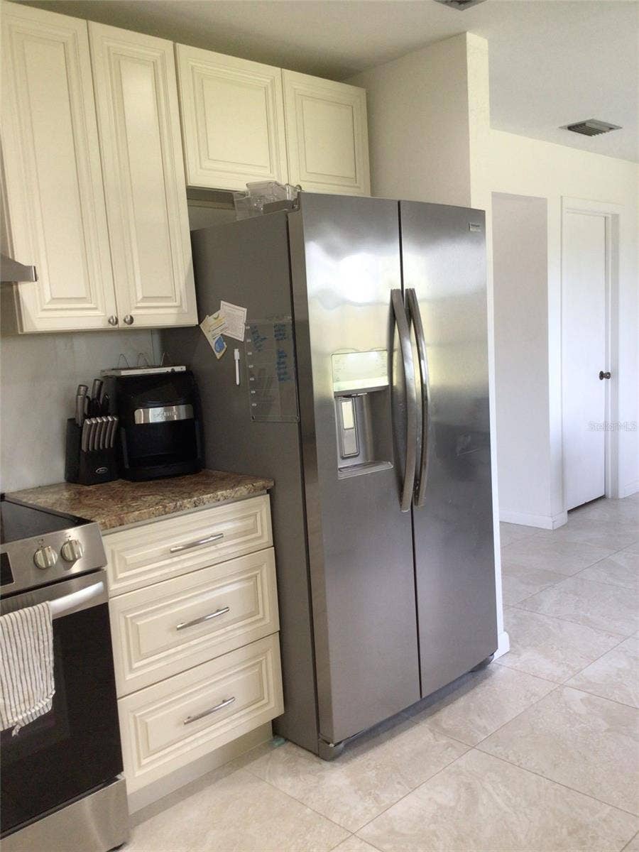 1304 ALAMEDA AVENUE, Clearwater, FL 33759 1304 ALAMEDA AVENUE, Clearwater, FL 33759