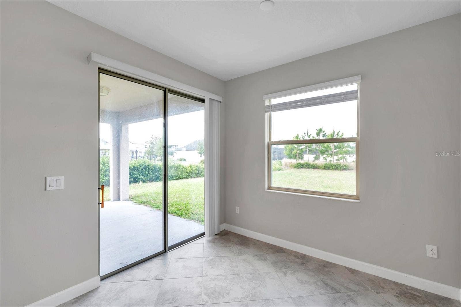 11412 FRESHWATER RIDGE DRIVE, Riverview, FL 33569 breakfast room