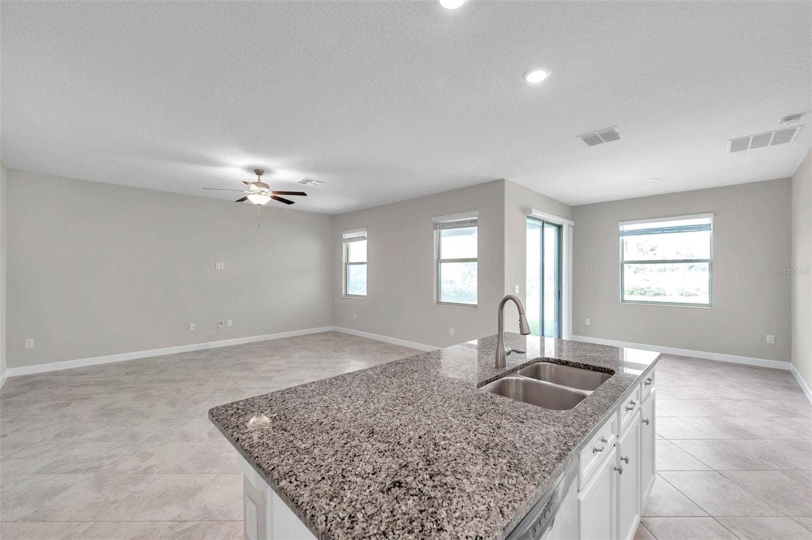 11412 FRESHWATER RIDGE DRIVE, Riverview, FL 33569 11412 FRESHWATER RIDGE DRIVE, Riverview, FL 33569