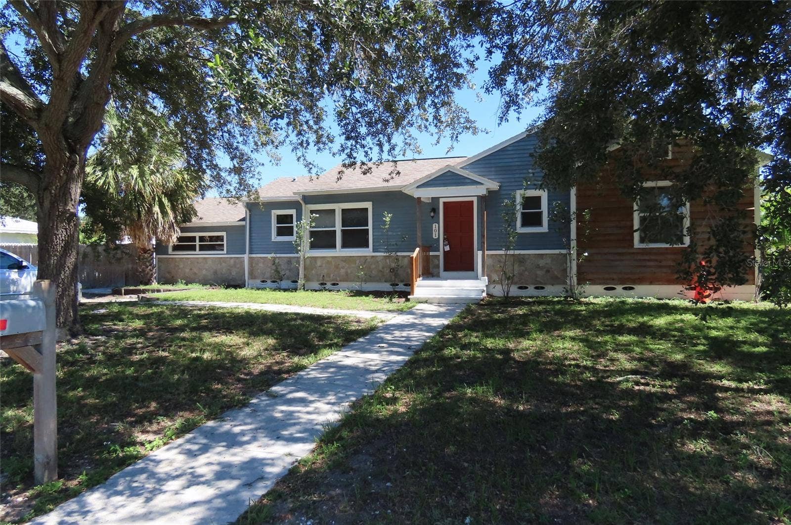 101 N GLENWOOD AVENUE, Clearwater, FL 33755