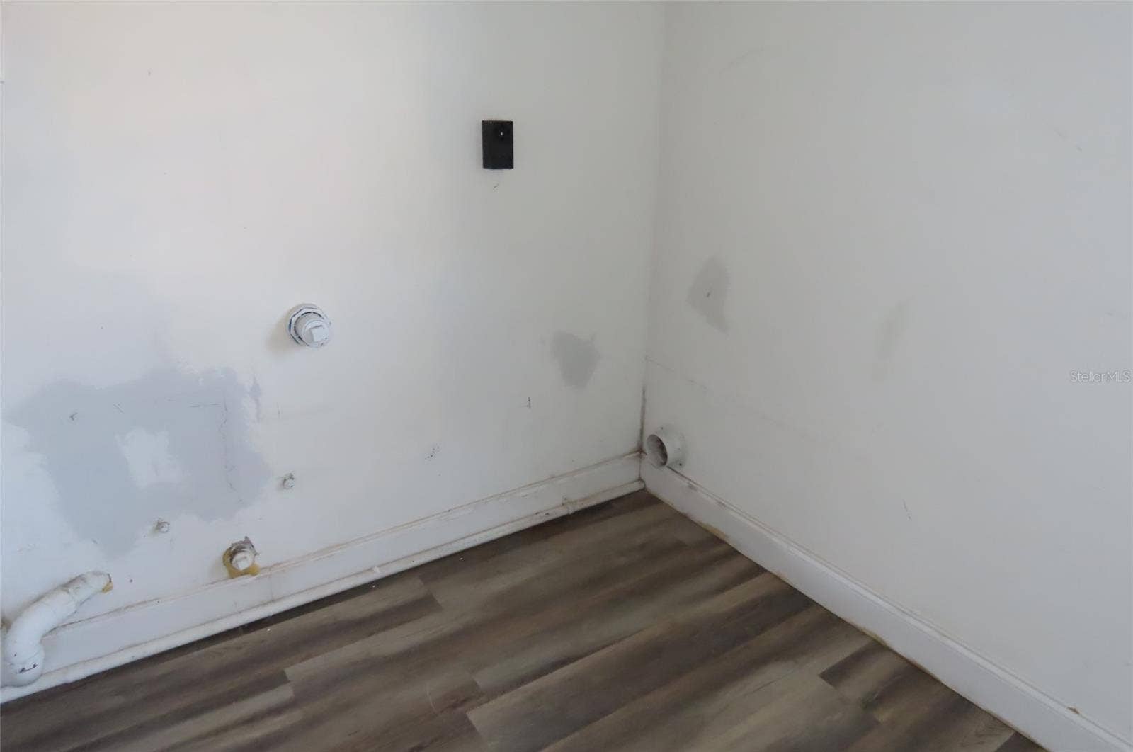 101 N GLENWOOD AVENUE, Clearwater, FL 33755