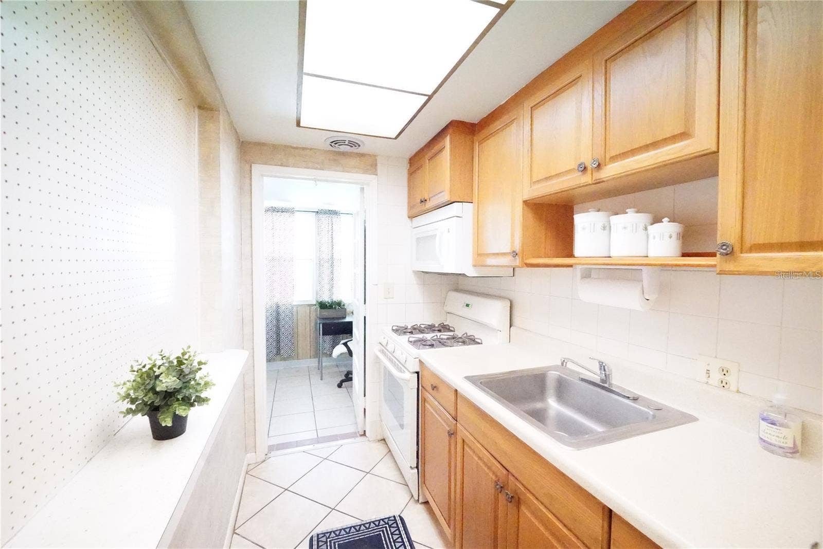 5810 21ST STREET N, #15, St Petersburg, FL 33714 5810 21ST STREET N, #15, St Petersburg, FL 33714