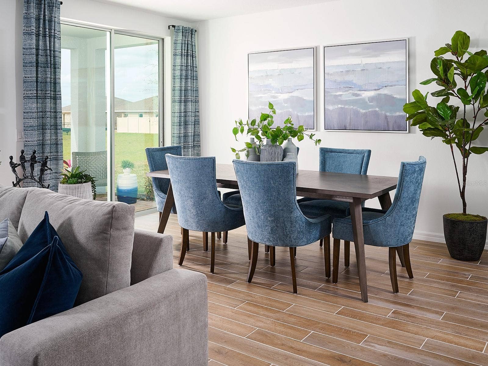 2041 ROSEWOOD DRIVE, Bartow, FL 33830 Photo is not of the actual home, but is an inspirational photo of builders model home and may depict options, furnishings, and/or decorator features that are not included.