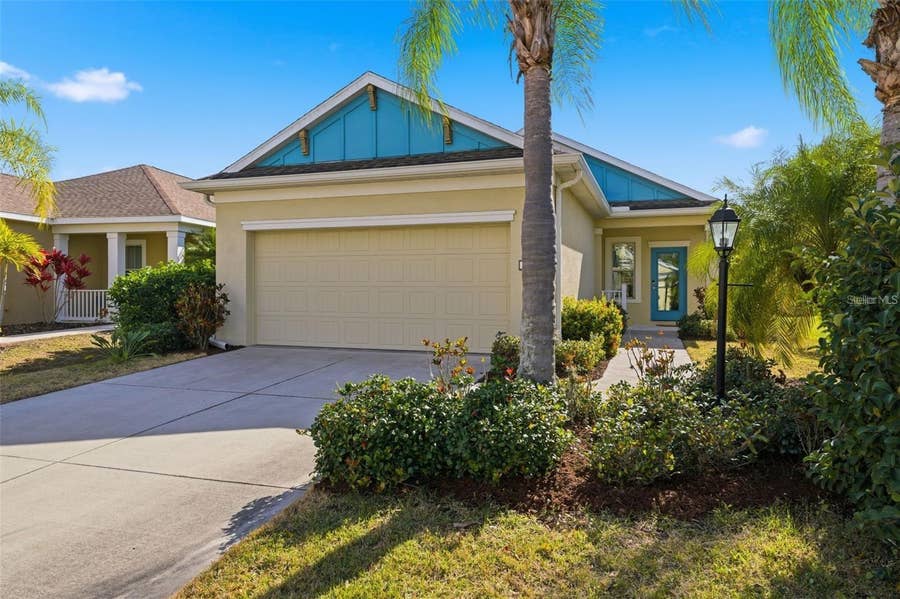 Property photo for 4911 BOSTON COMMON GLEN, Bradenton, FL