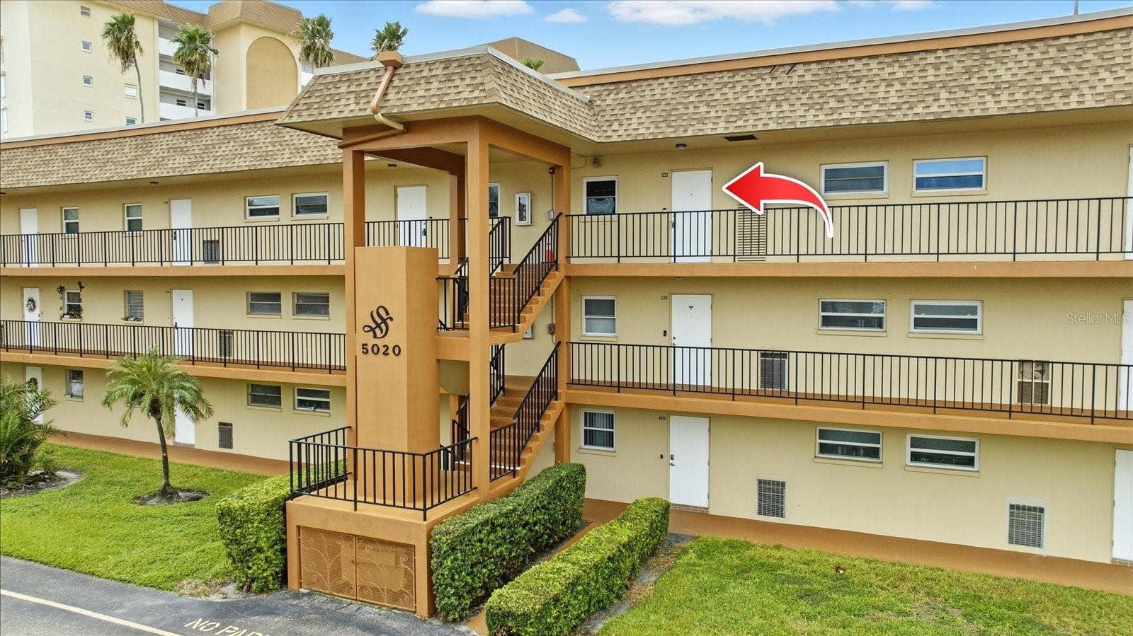 5020 BRITTANY DRIVE S, #322, St Petersburg, FL 33715 5020 BRITTANY DRIVE S, #322, St Petersburg, FL 33715