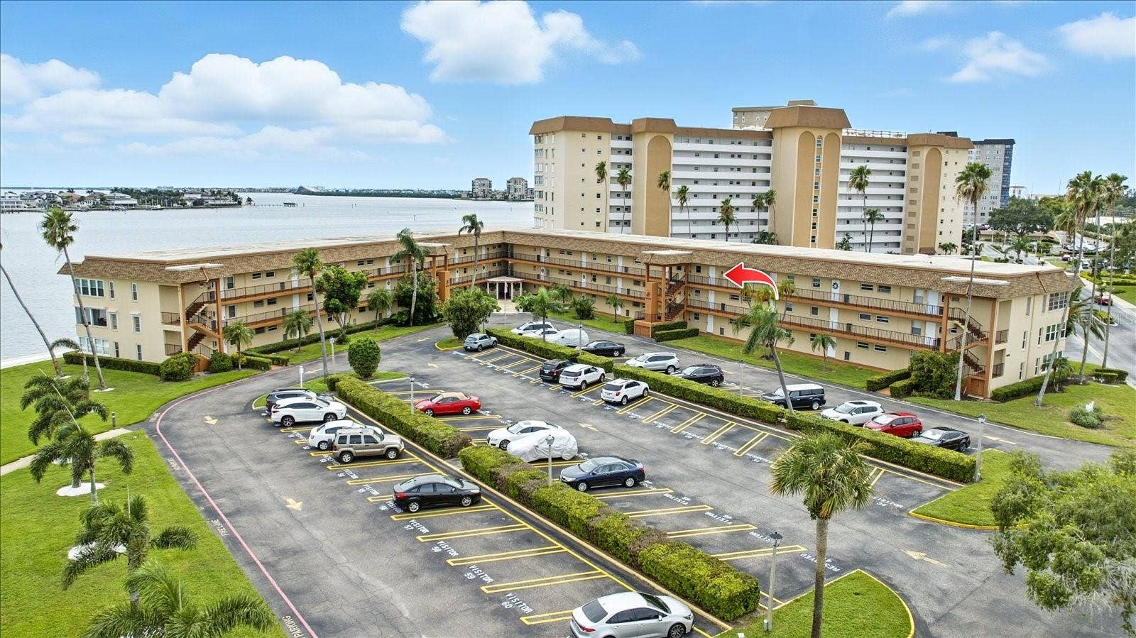 5020 BRITTANY DRIVE S, #322, St Petersburg, FL 33715 5020 BRITTANY DRIVE S, #322, St Petersburg, FL 33715