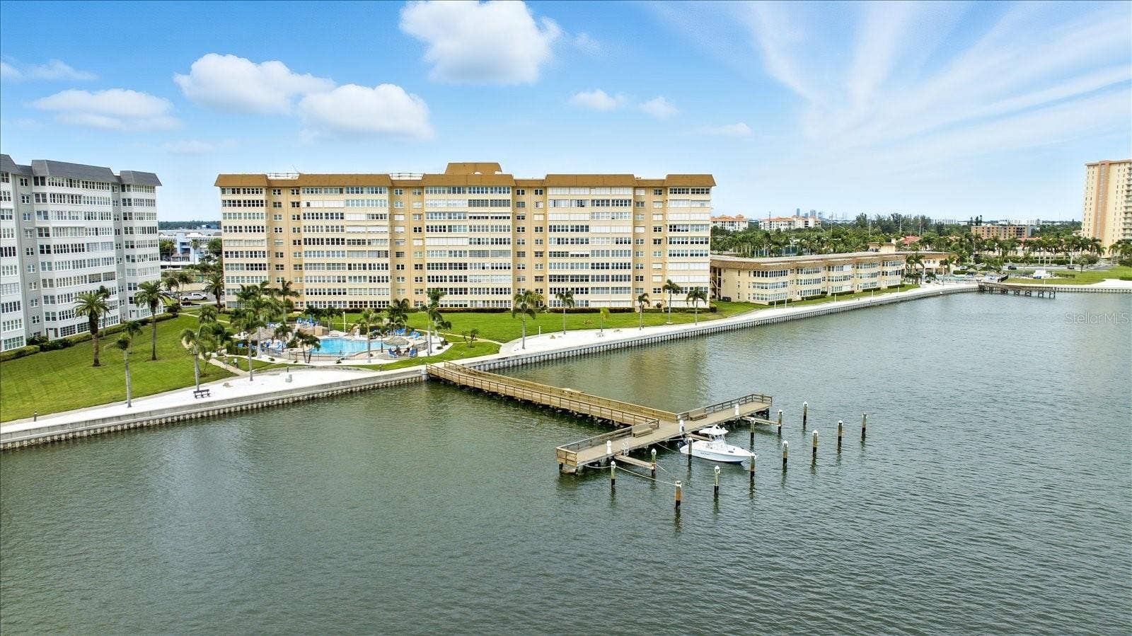 5020 BRITTANY DRIVE S, #322, St Petersburg, FL 33715 5020 BRITTANY DRIVE S, #322, St Petersburg, FL 33715