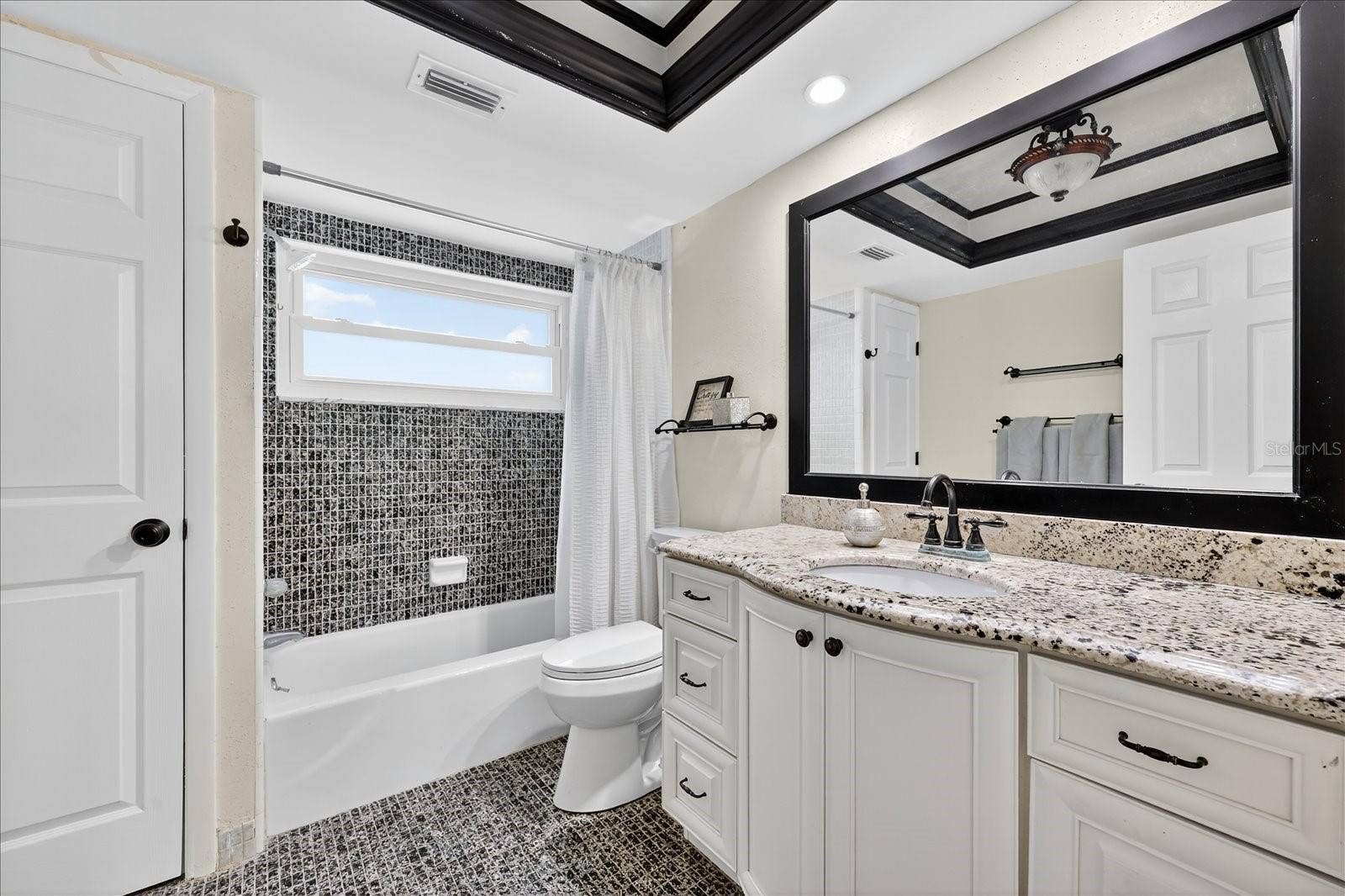 5020 BRITTANY DRIVE S, #322, St Petersburg, FL 33715 5020 BRITTANY DRIVE S, #322, St Petersburg, FL 33715