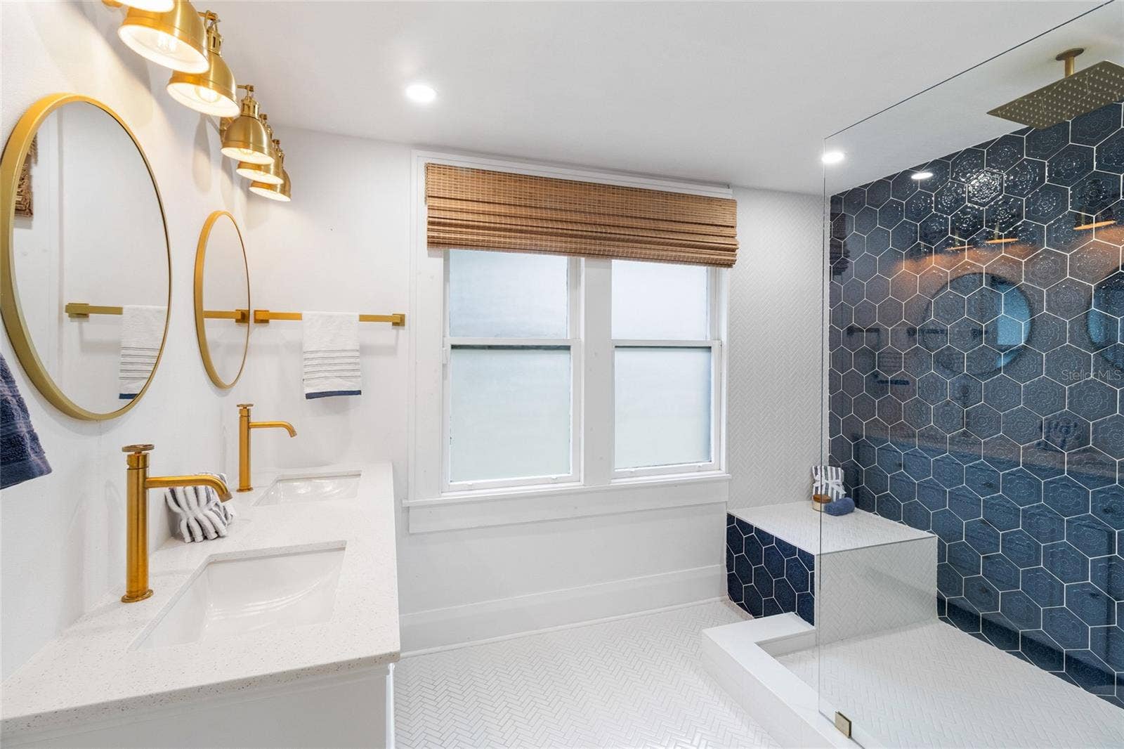 2243 HIGHLAND STREET S, St Petersburg, FL 33705 WOW!!! Dual sinks and gorgeous decor!