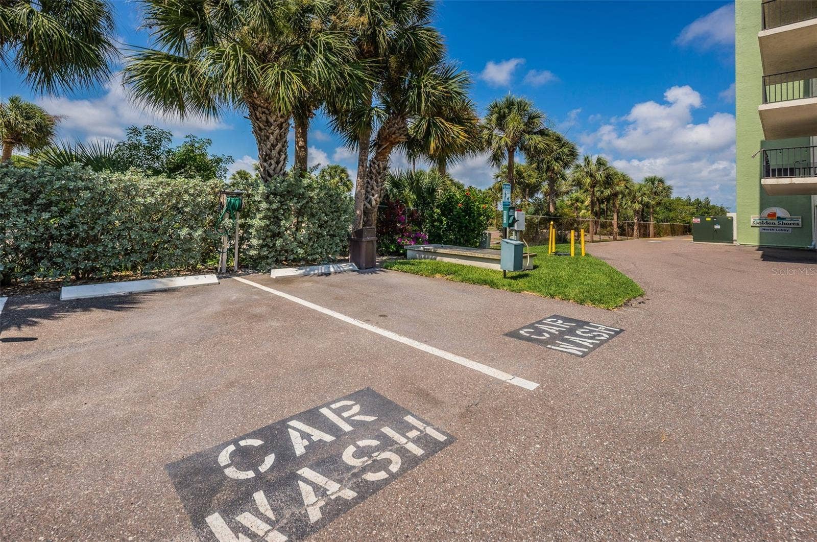 19531 GULF BOULEVARD, #604, Indian Shores, FL 33785 Car Wash spaces