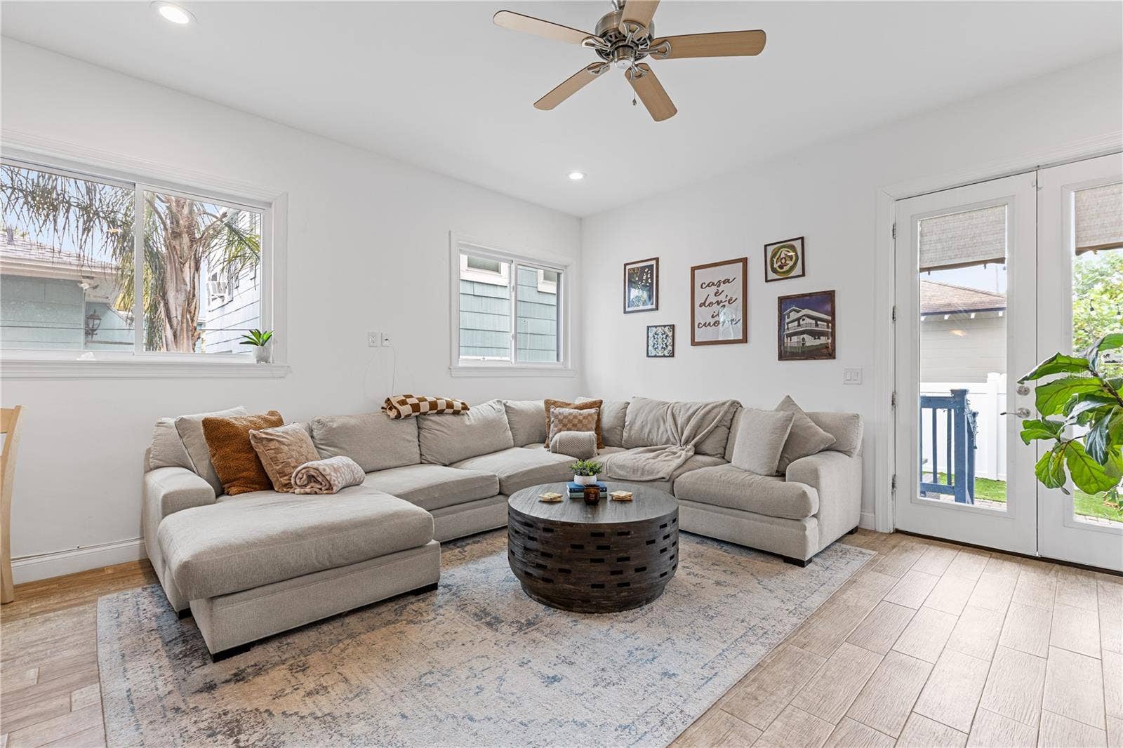2113 W CASS STREET, #1, Tampa, FL 33606 2113 W CASS STREET, #1, Tampa, FL 33606