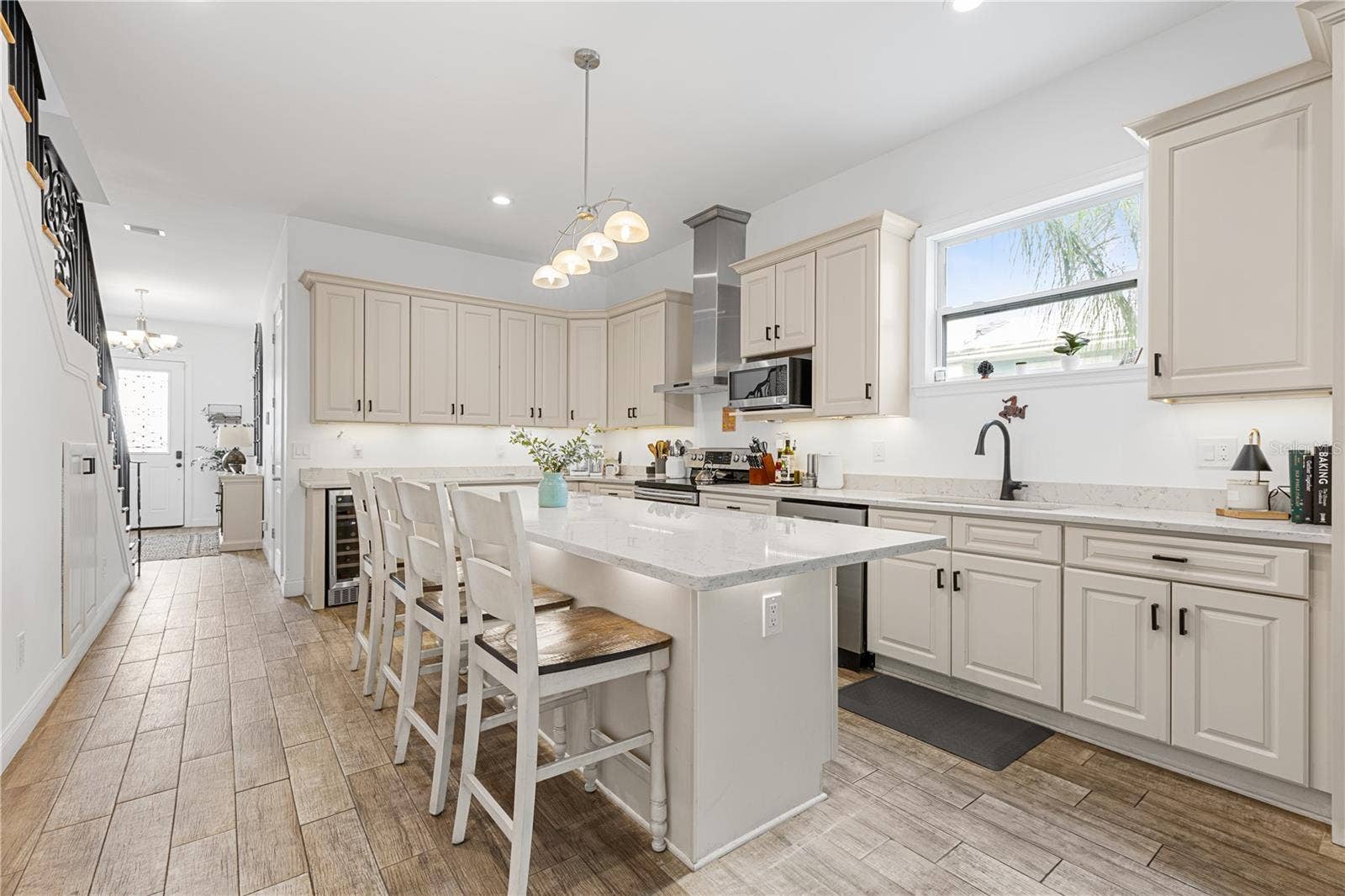 2113 W CASS STREET, #1, Tampa, FL 33606 2113 W CASS STREET, #1, Tampa, FL 33606