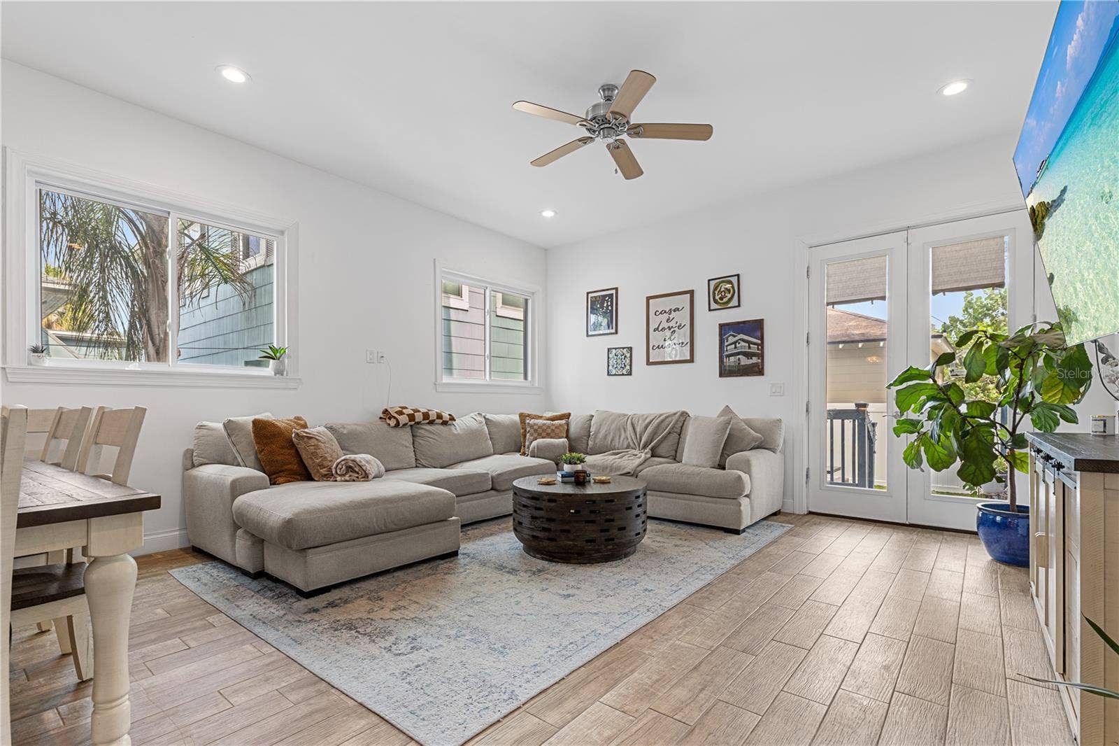 2113 W CASS STREET, #1, Tampa, FL 33606 2113 W CASS STREET, #1, Tampa, FL 33606