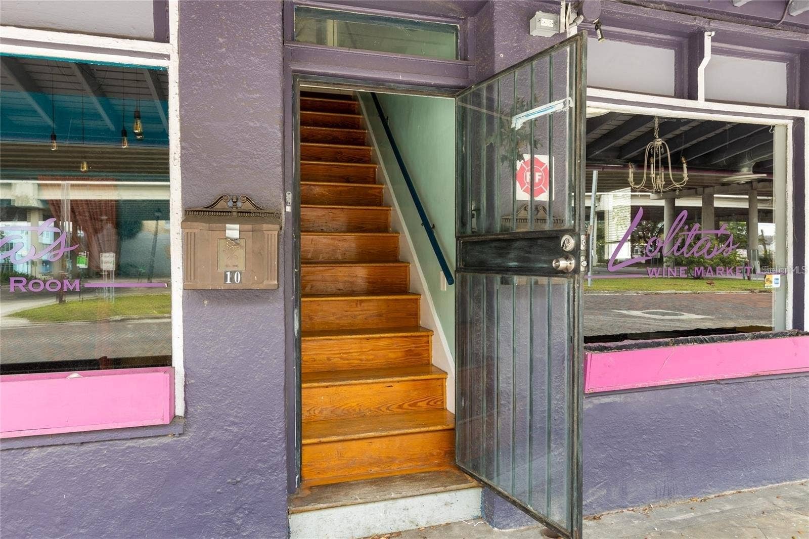 1756 CENTRAL AVENUE, St Petersburg, FL 33712