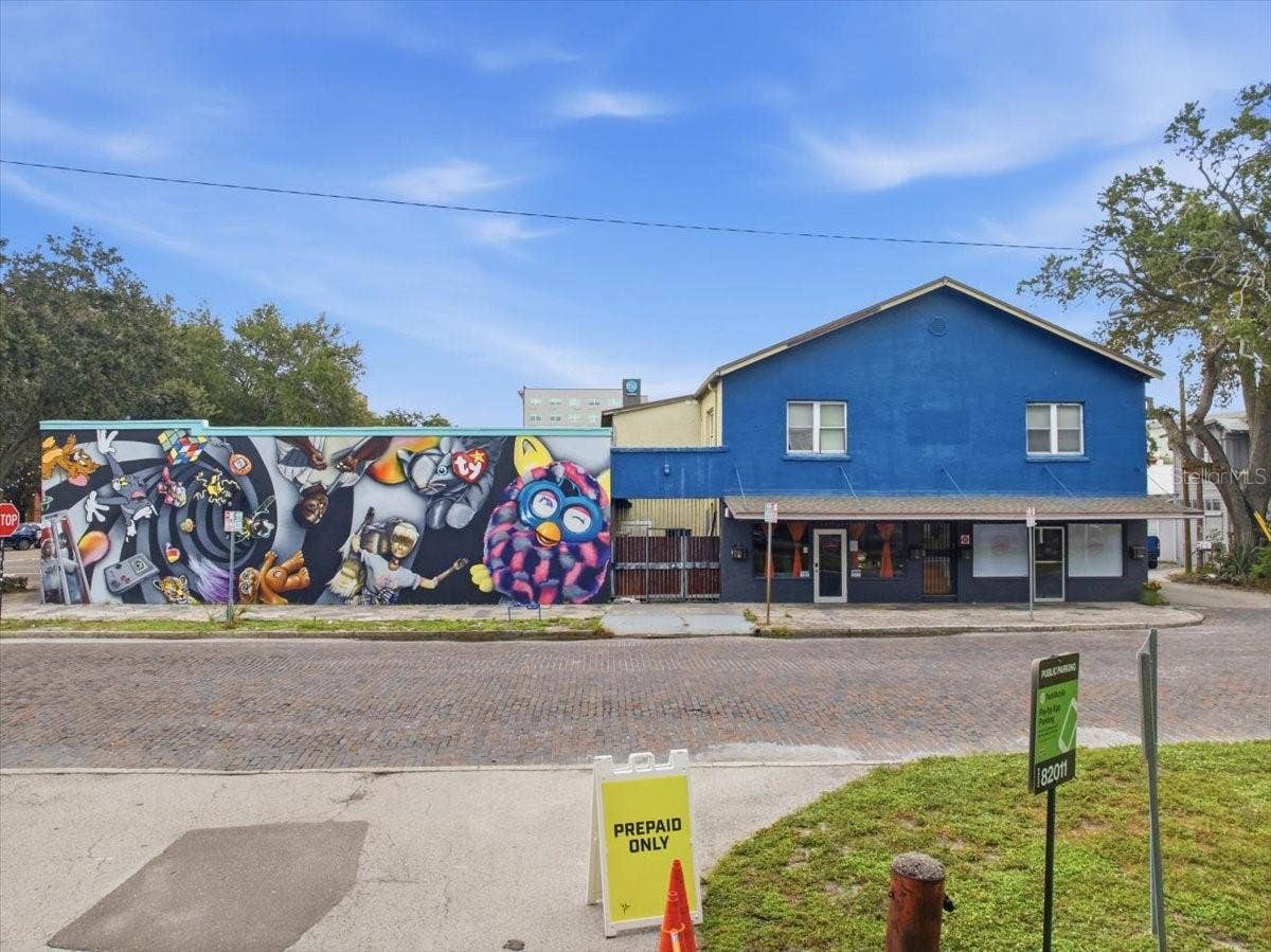 1756 CENTRAL AVENUE, St Petersburg, FL 33712