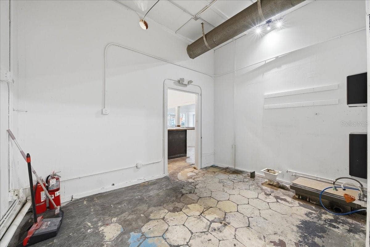 1756 CENTRAL AVENUE, St Petersburg, FL 33712