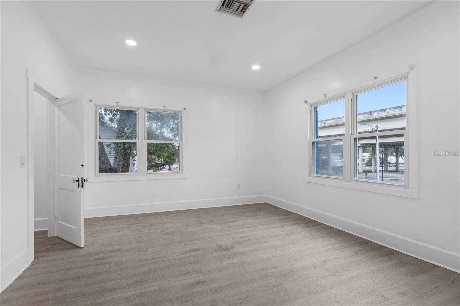 1756 CENTRAL AVENUE, St Petersburg, FL 33712