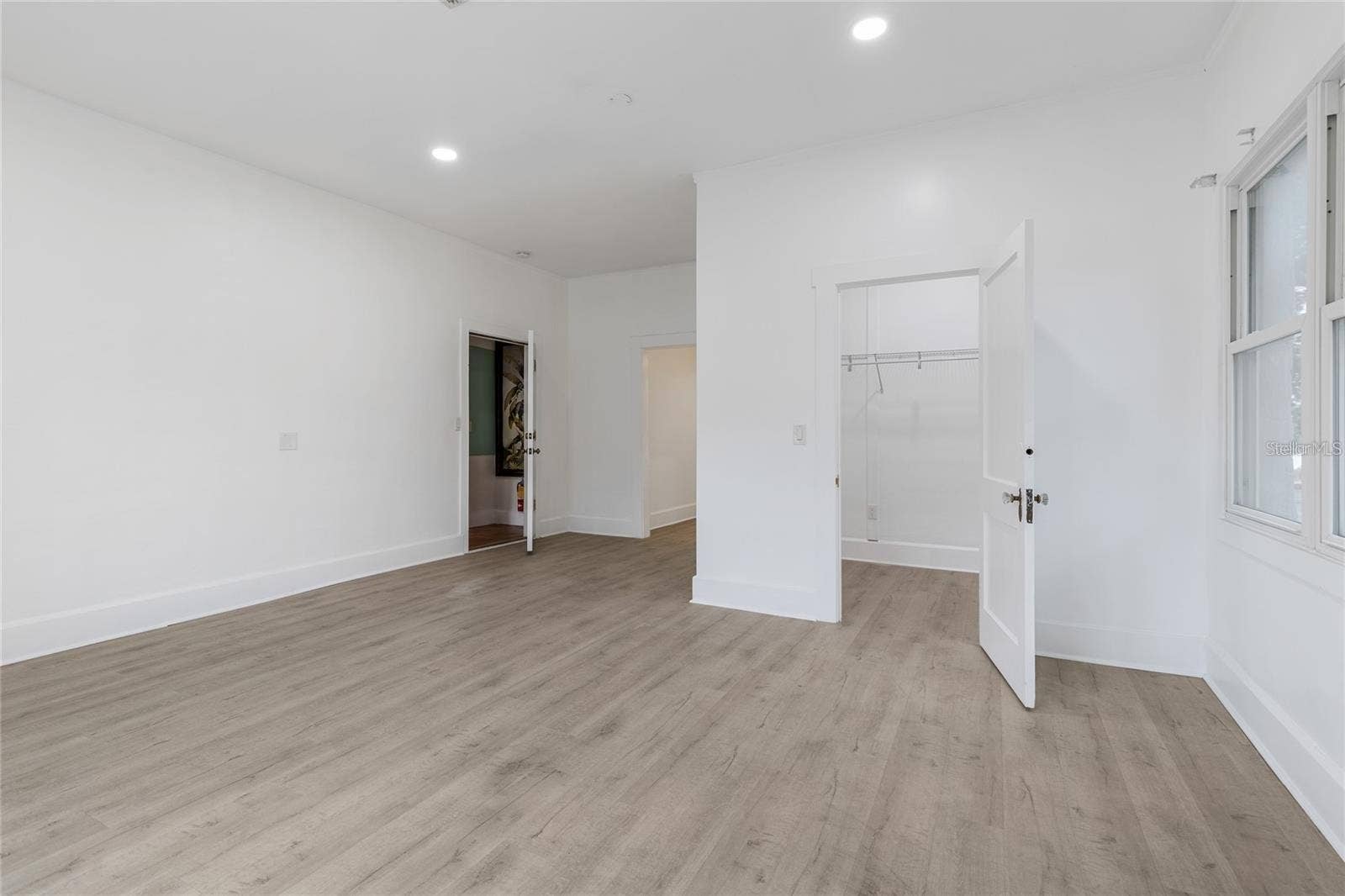 1756 CENTRAL AVENUE, St Petersburg, FL 33712