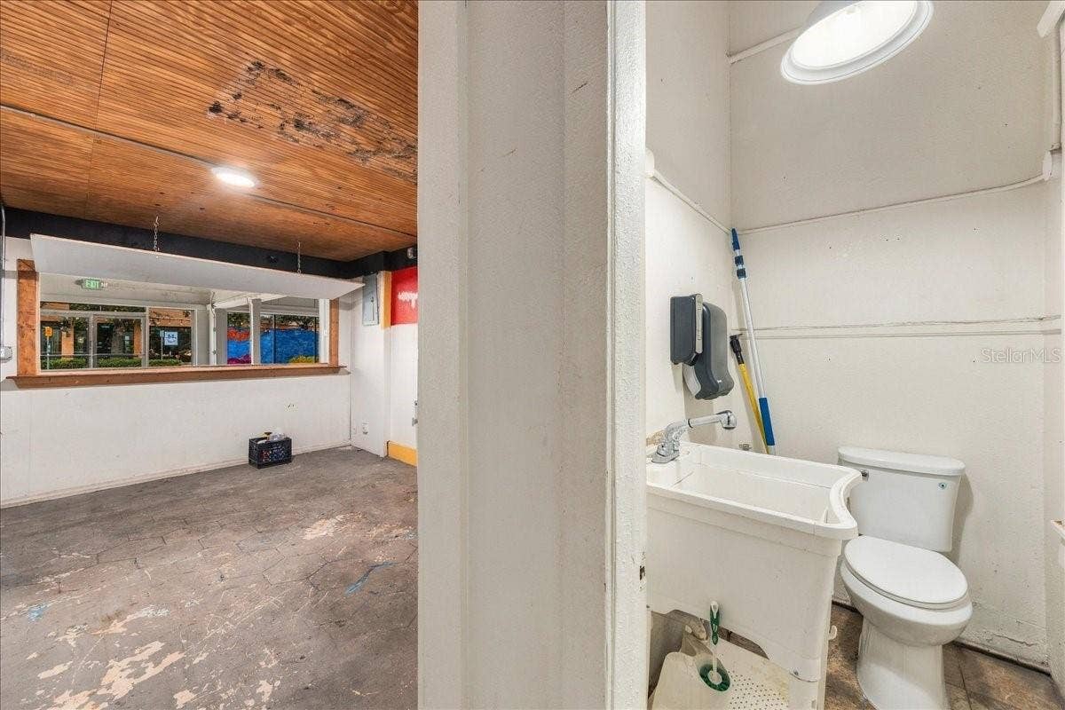 1756 CENTRAL AVENUE, St Petersburg, FL 33712