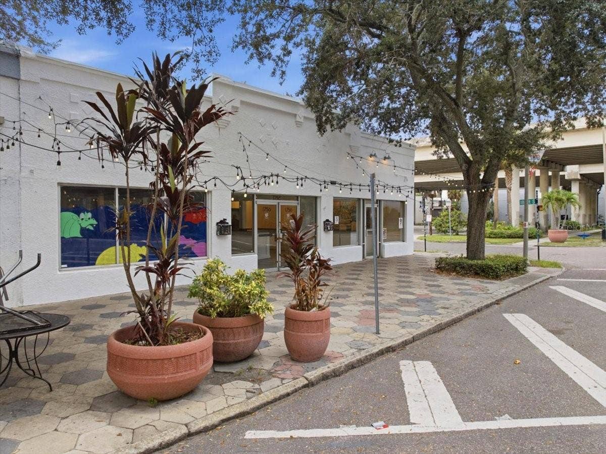 1756 CENTRAL AVENUE, St Petersburg, FL 33712