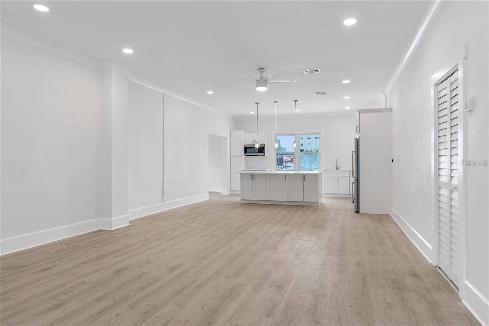 1756 CENTRAL AVENUE, St Petersburg, FL 33712