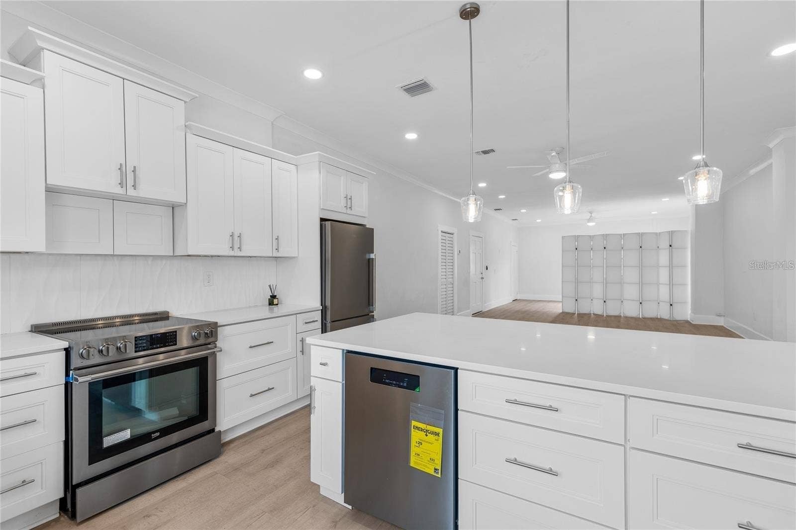 1756 CENTRAL AVENUE, St Petersburg, FL 33712
