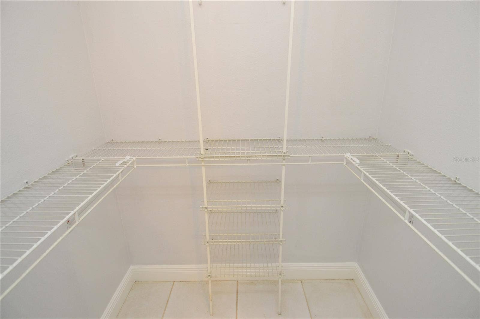 8709 FANCY FINCH DRIVE, #102, Tampa, FL 33614 8709 FANCY FINCH DRIVE, #102, Tampa, FL 33614
