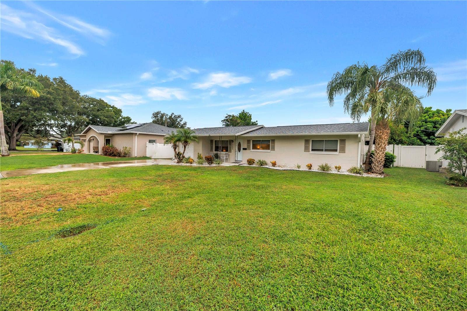 5355 14TH AVENUE N, St Petersburg, FL 33710
