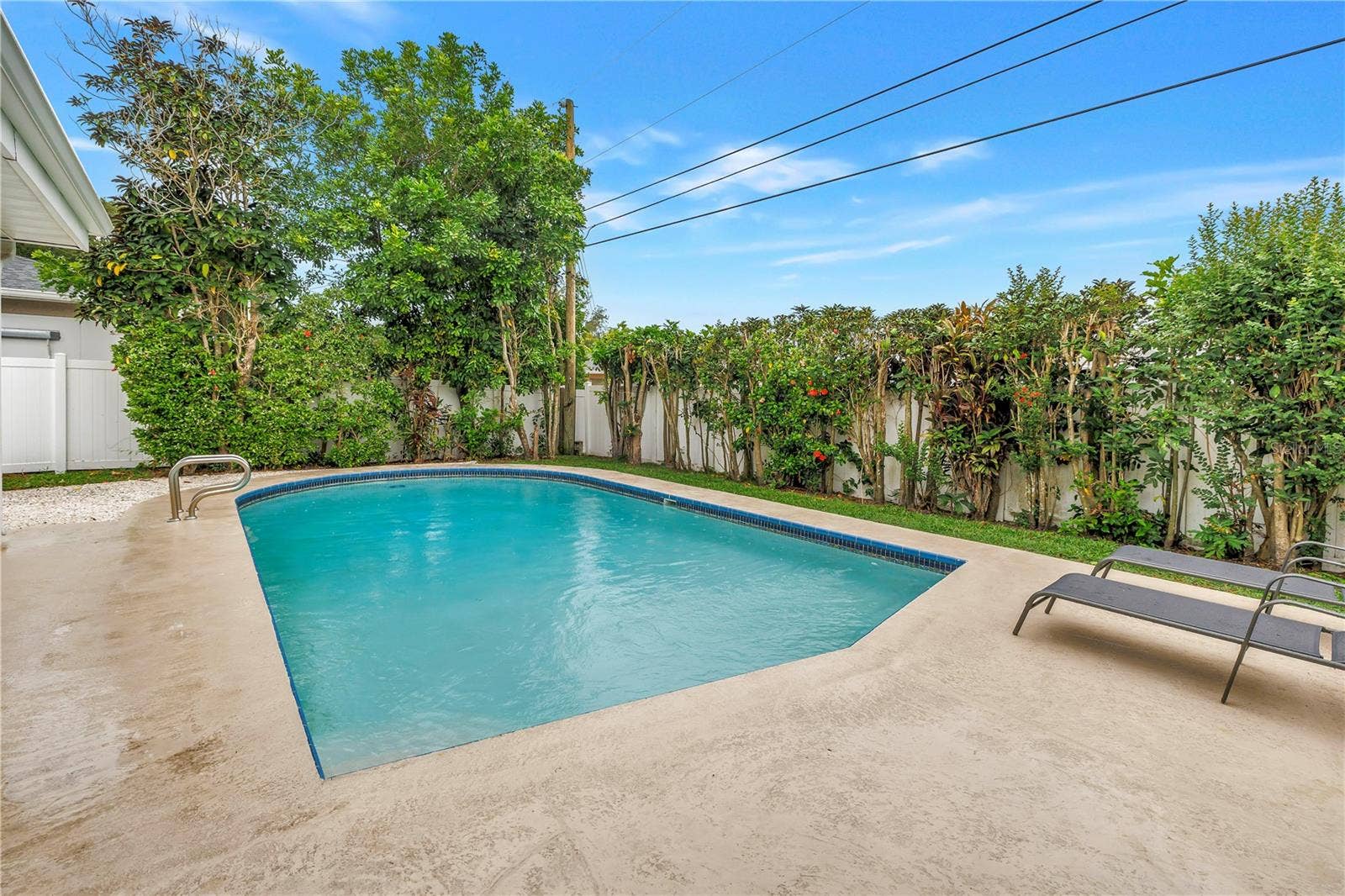 5355 14TH AVENUE N, St Petersburg, FL 33710