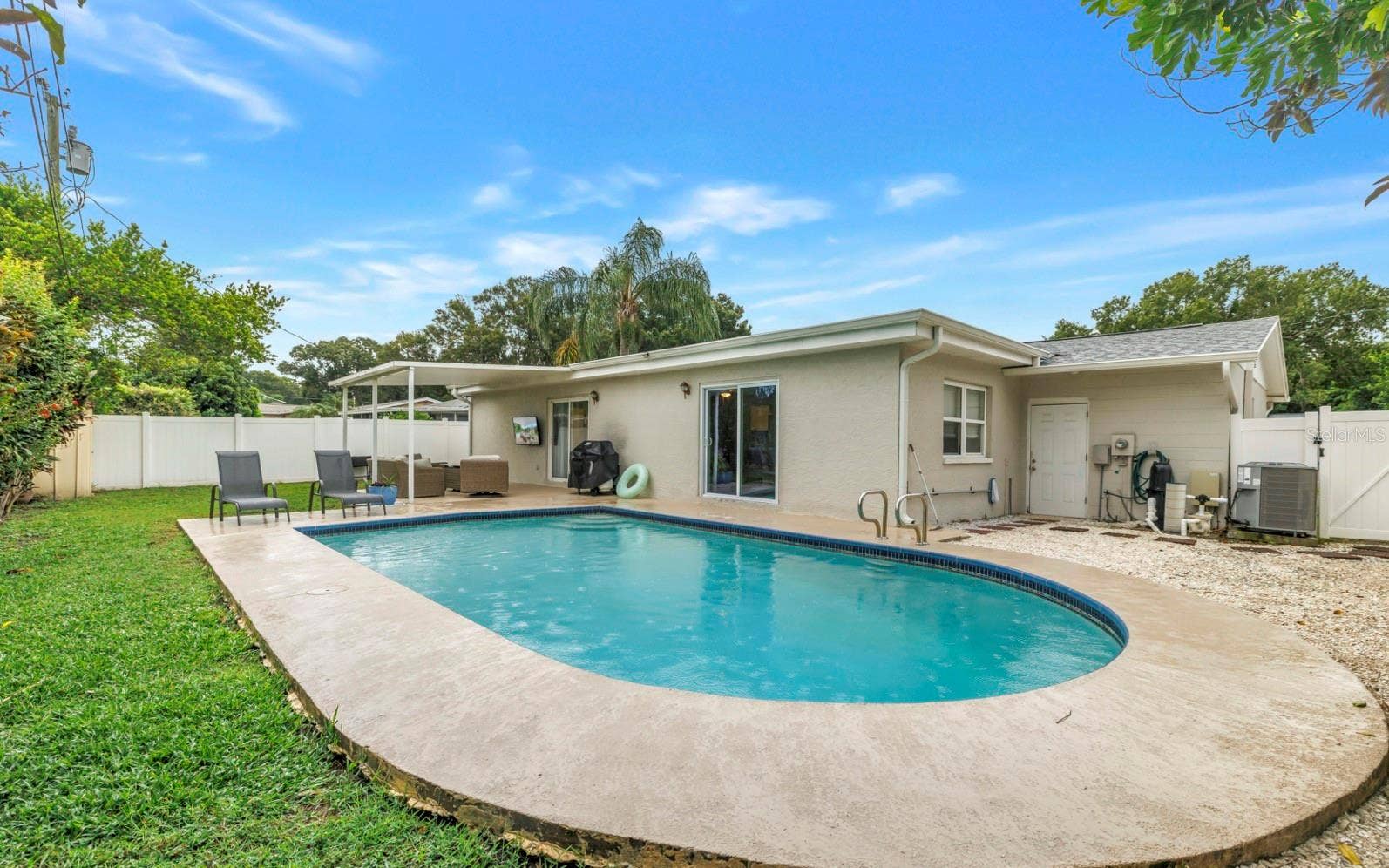 5355 14TH AVENUE N, St Petersburg, FL 33710