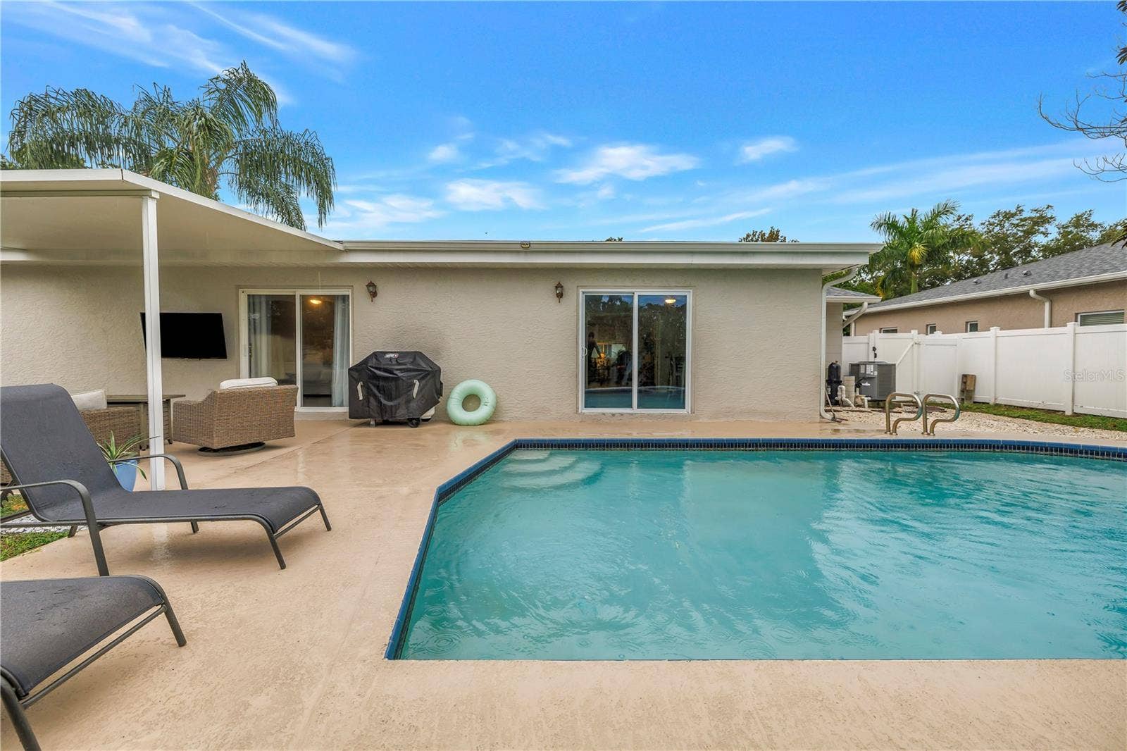 5355 14TH AVENUE N, St Petersburg, FL 33710