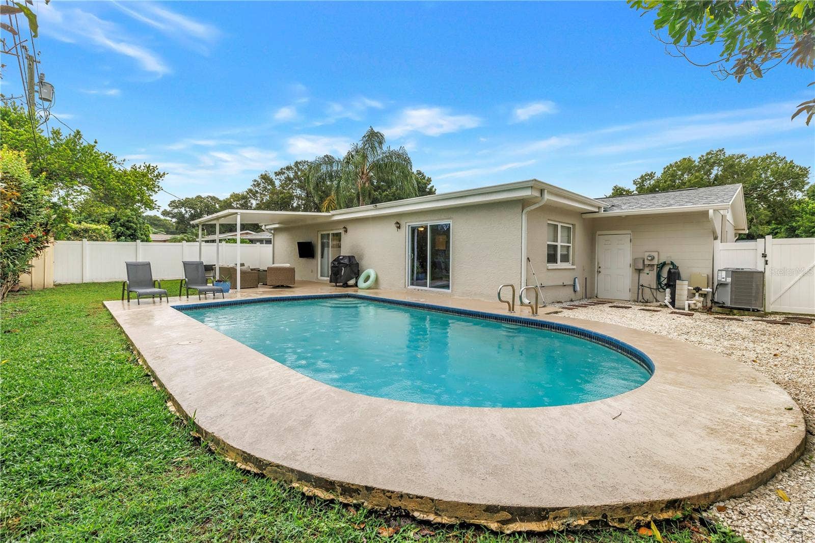 5355 14TH AVENUE N, St Petersburg, FL 33710